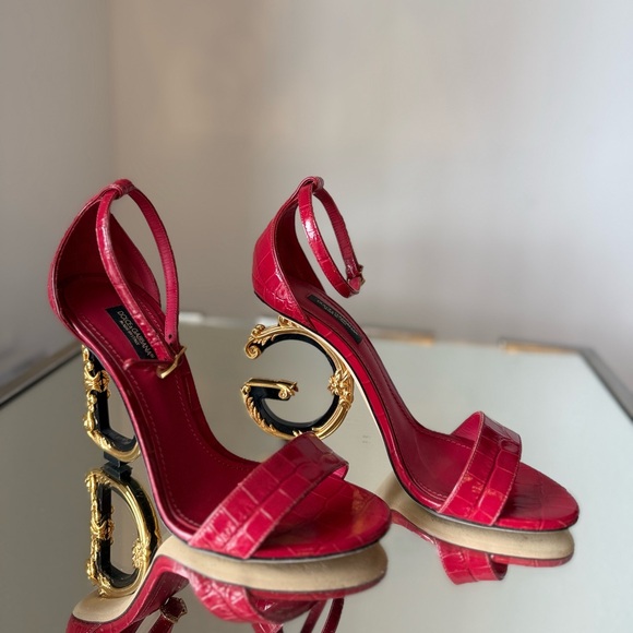 Like new Dolce & Gabbana Baroque DG 105mm leather sandals $1,475 - Picture 10 of 10
